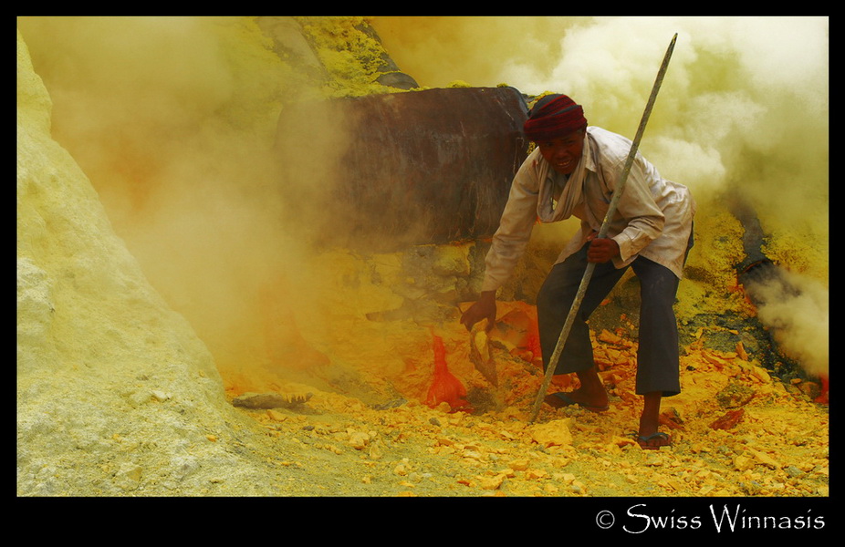 Activities Sulphur Miner at Kawah Ijen 